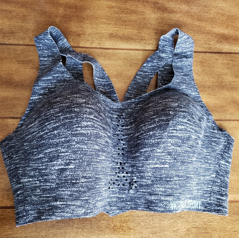 NWOT Victoria's Secret Sports Bra